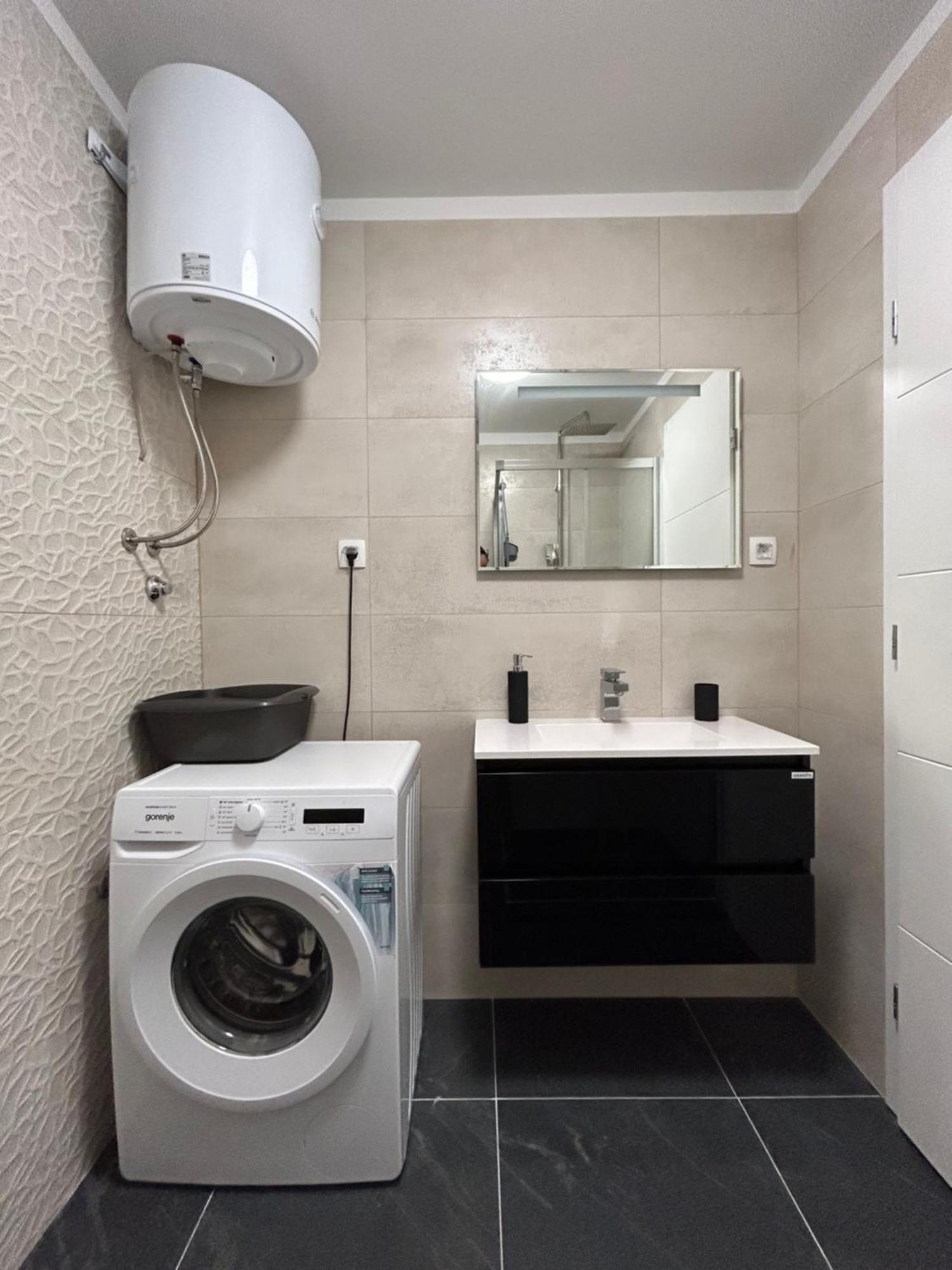 Maci Apartman *